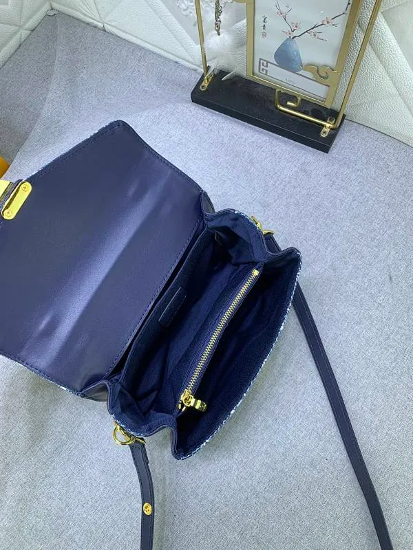 All Categories Official Website "Brand Women's Bags" Women's Bags 💙 LV 2023 New LV Crossbody Bag