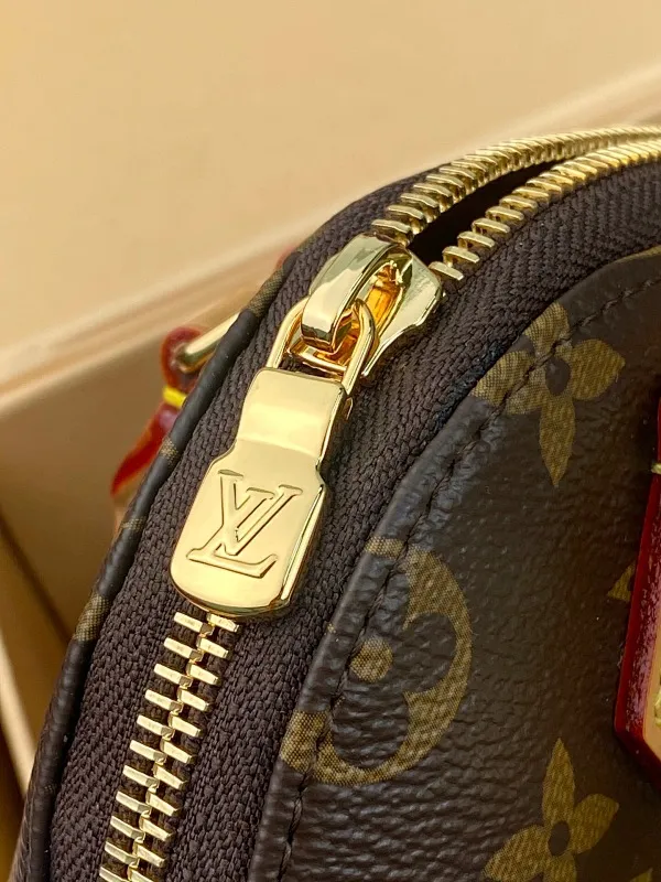 All Categories Official Website "Brand Women's Bags" Women's Bags 💙 LV 2025 New LV Crossbody Bag