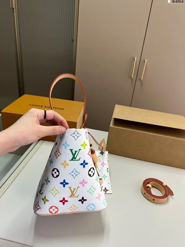 All Categories Official Website "Brand Women's Bags" Women's Bags 💙 LV 2025 New LV Bucket Bag