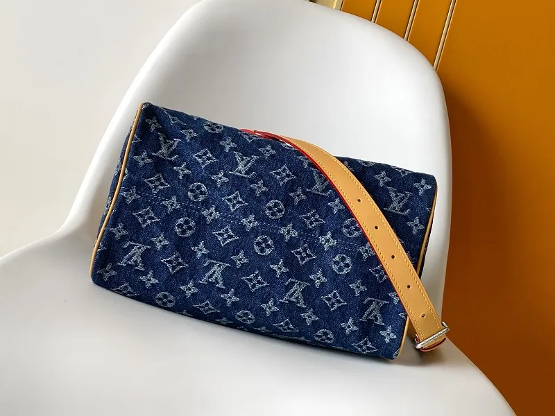 All categories Official website "Brand Women's Bags" Women's Bags 💙 LV 2026 new LV hand-held crossbody bag