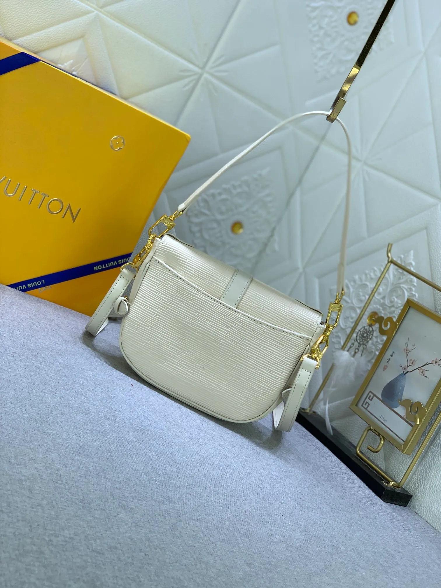 All Categories Official Website "Brand Women's Bags" Women's Bags 💙 LV 2024 New LV Crossbody Bag