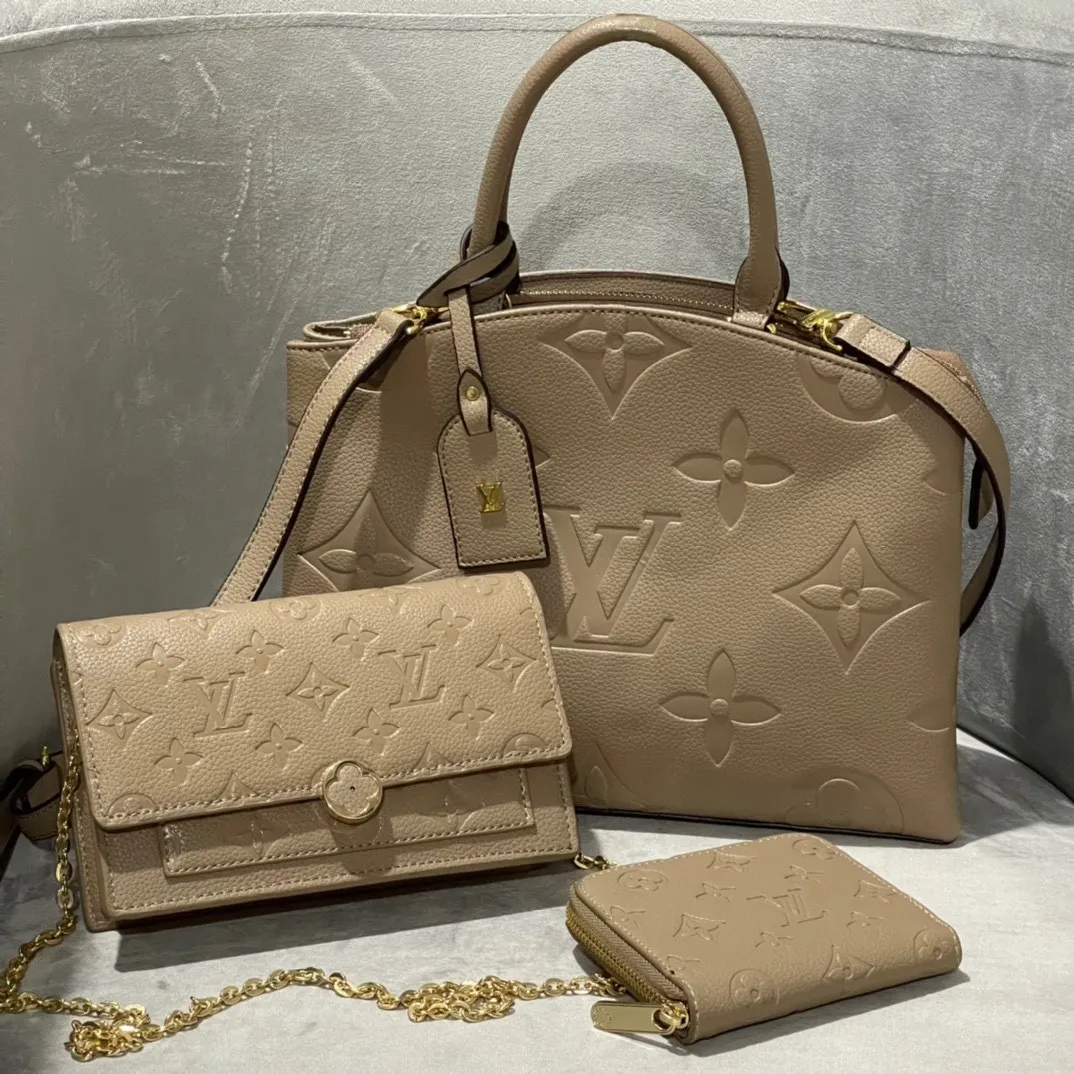 All categories Official website "Three-piece bag set" Three-piece set💖 LV 2023 new LV bag three-piece set wholesale