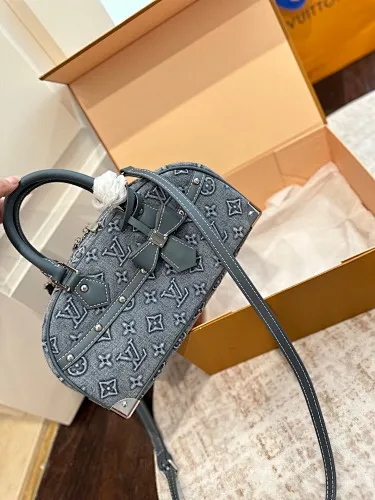All Categories Official Website "Brand Women's Bags" Women's Bags 💙 LV 2025 New LV Crossbody Bag
