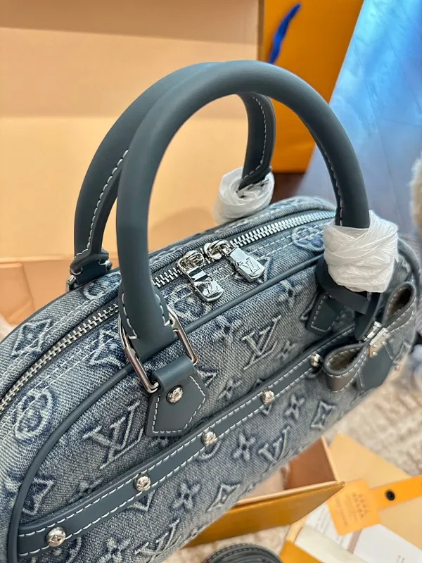 All Categories Official Website "Brand Women's Bags" Women's Bags 💙 LV 2025 New LV Crossbody Bag