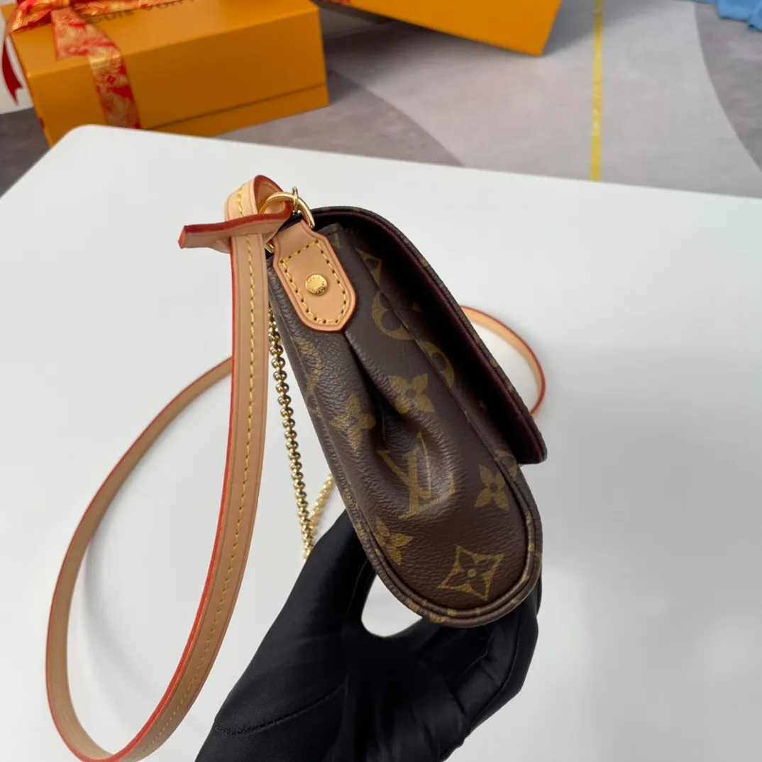 All Categories Official Website "Brand Women's Bags" Women's Bags 💙 LV 2024 New LV Crossbody Bag