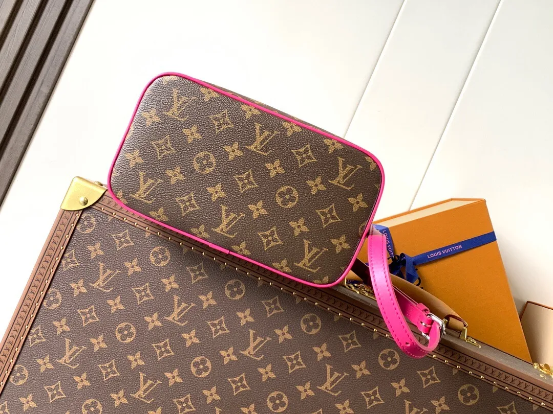 All Categories Official Website "Brand Women's Bags" Women's Bags 💙 LV 2025 New LV Crossbody Bag