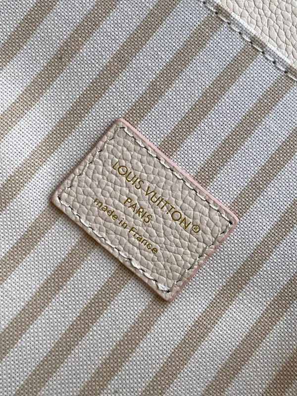 All Categories Official Website "Brand Women's Bags" Women's Bags 💙 LV 2026 New LV Crossbody Bag