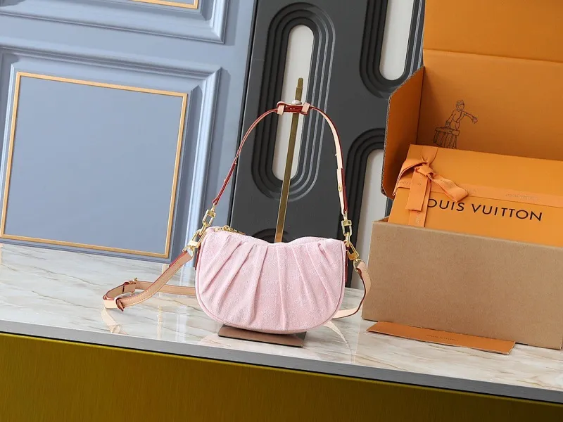 All Categories Official Website "Brand Women's Bags" Women's Bags 💙 LV 2025 New LV Crossbody Bag