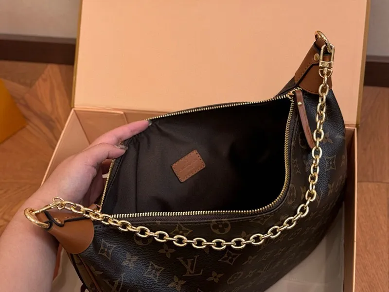 All categories Official website "Brand Women's Bags" Women's Bags 💙 LV 2024 official website new LV armpit bag