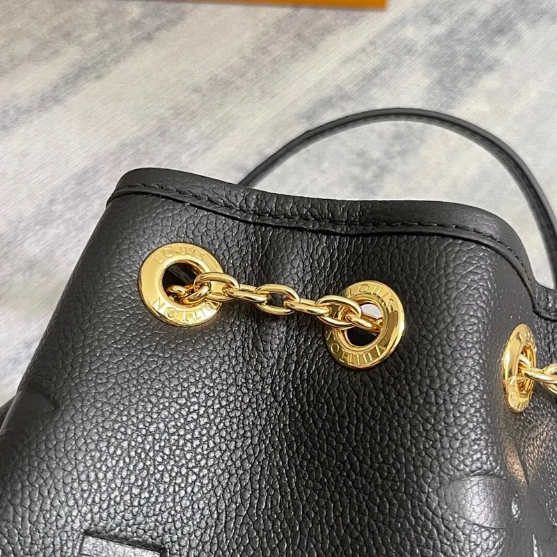 All Categories Official Website "Brand Women's Bags" Women's Bags 💙 LV 2025 New LV Crossbody Bag