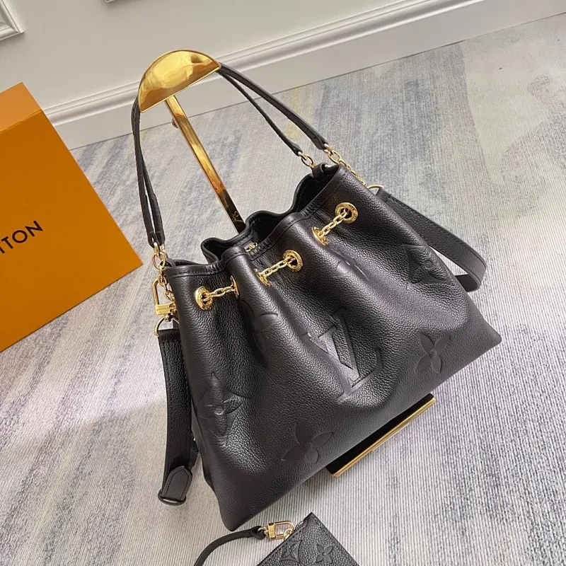 All Categories Official Website "Brand Women's Bags" Women's Bags 💙 LV 2025 New LV Crossbody Bag