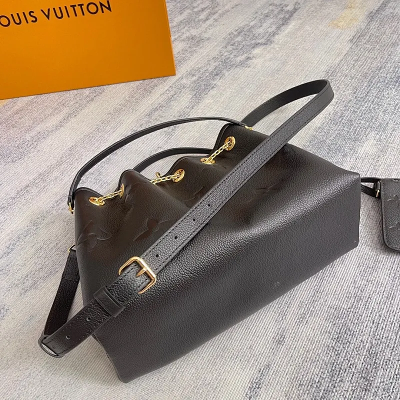 All Categories Official Website "Brand Women's Bags" Women's Bags 💙 LV 2025 New LV Crossbody Bag