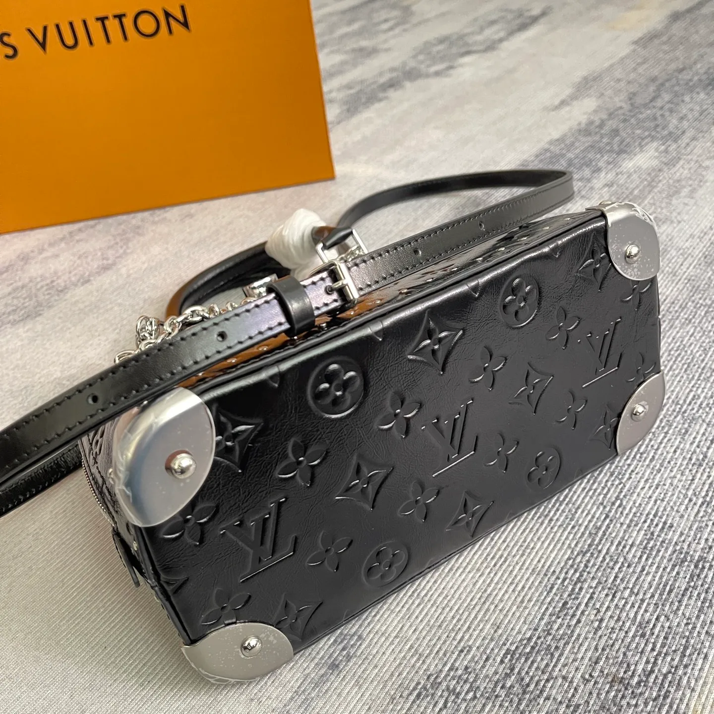 All Categories Official Website "Brand Women's Bags" Women's Bags 💙 LV 2026 New LV Crossbody Bag