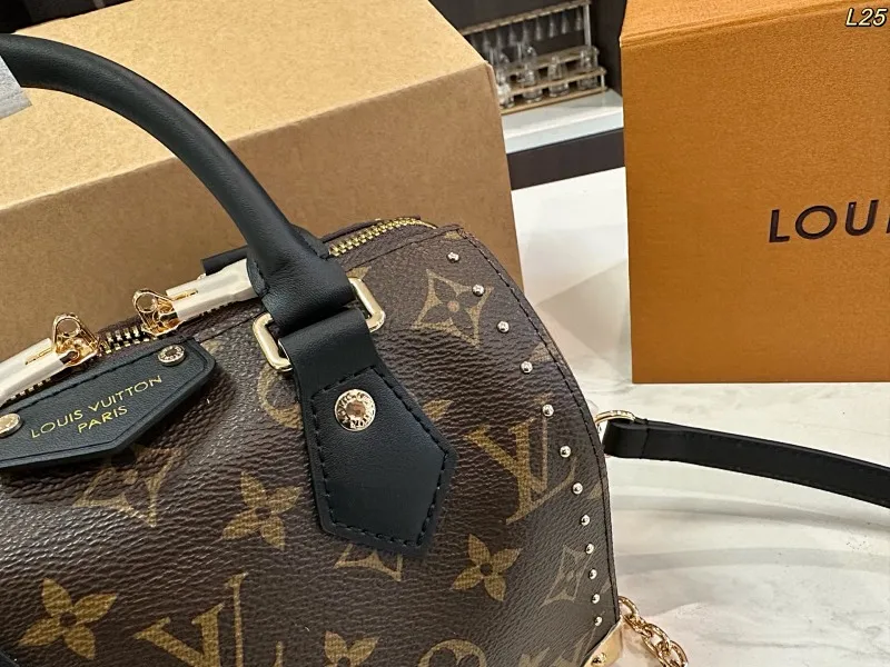 All Categories Official Website "Brand Women's Bags" Women's Bags 💙 LV 2025 New LV Crossbody Bag
