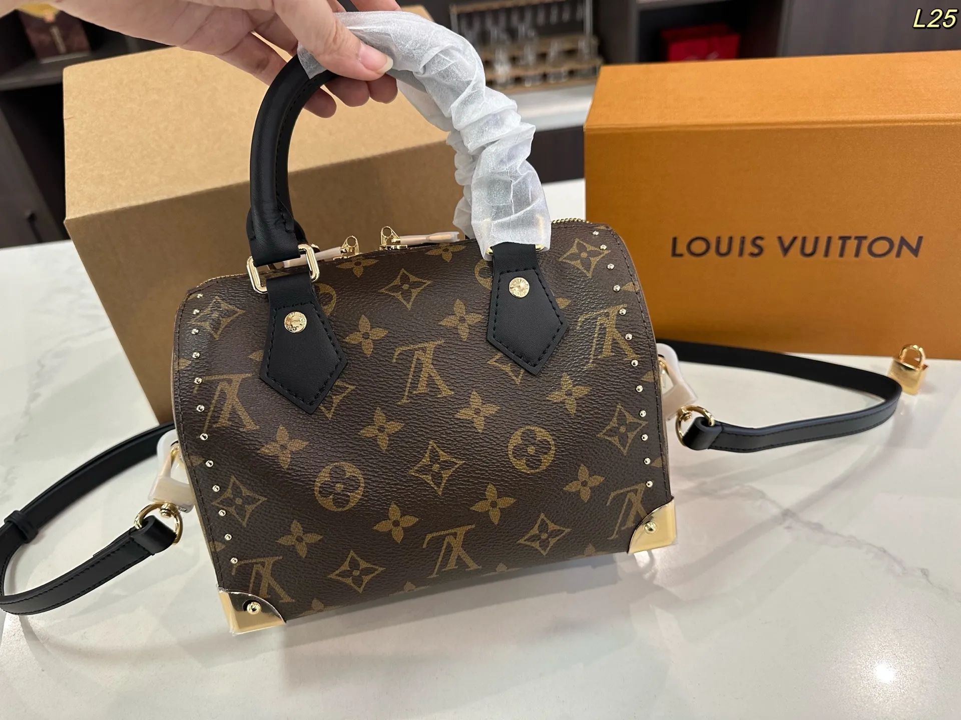 All Categories Official Website "Brand Women's Bags" Women's Bags 💙 LV 2025 New LV Crossbody Bag