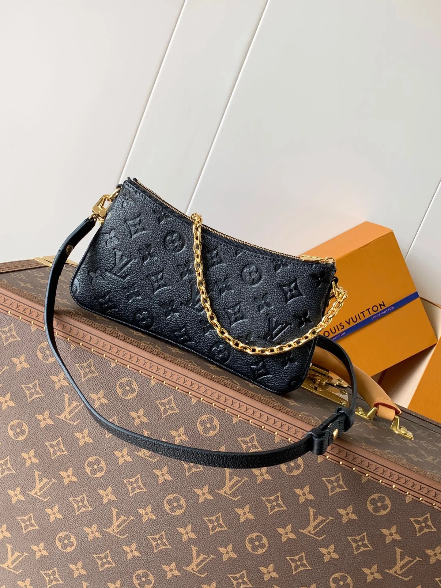 All Categories Official Website "Brand Women's Bags" Women's Bags 💙 LV 2025 New LV Crossbody Bag