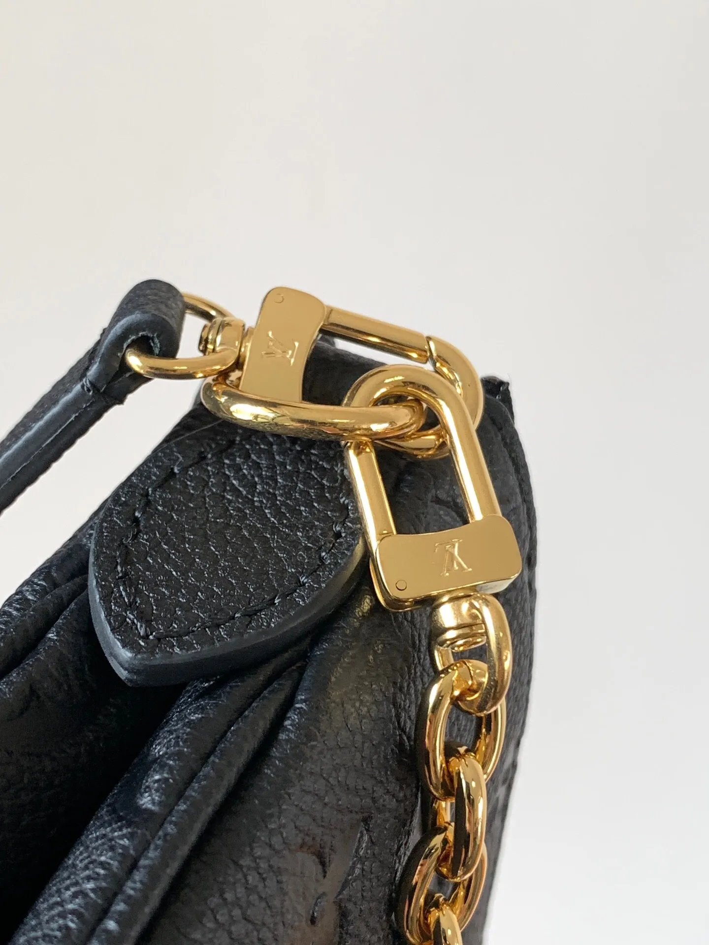 All Categories Official Website "Brand Women's Bags" Women's Bags 💙 LV 2025 New LV Crossbody Bag