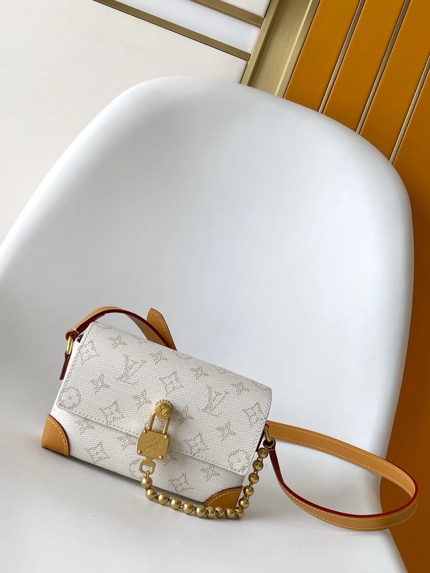 All Categories Official Website "Brand Women's Bags" Women's Bags 💙 LV 2025 New LV Crossbody Bag