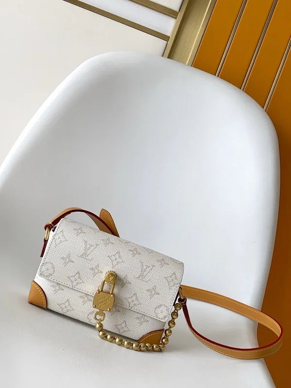 All Categories Official Website "Brand Women's Bags" Women's Bags 💙 LV 2025 New LV Crossbody Bag