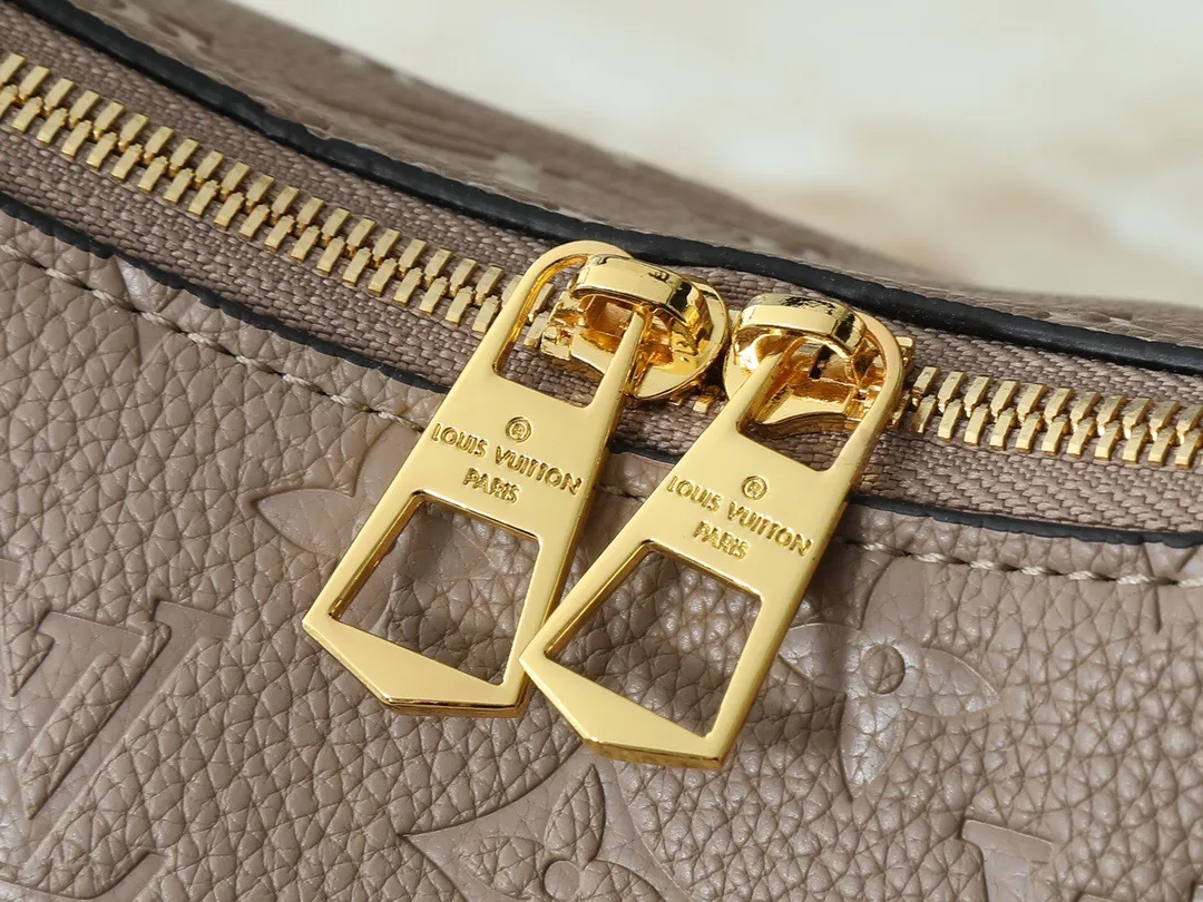 All Categories Official Website "Brand Women's Bags" Women's Bags 💙 LV 2025 New LV Crossbody Bag