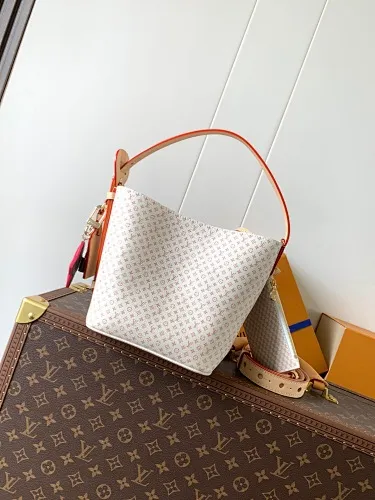 All Categories Official Website "Brand Women's Bags" Women's Bags 💙 LV 2025 New LV Crossbody Bag