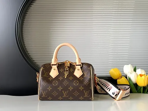 All Categories Official Website "Brand Women's Bags" Women's Bags 💙 LV 2026 Official Website New LV Crossbody Bag