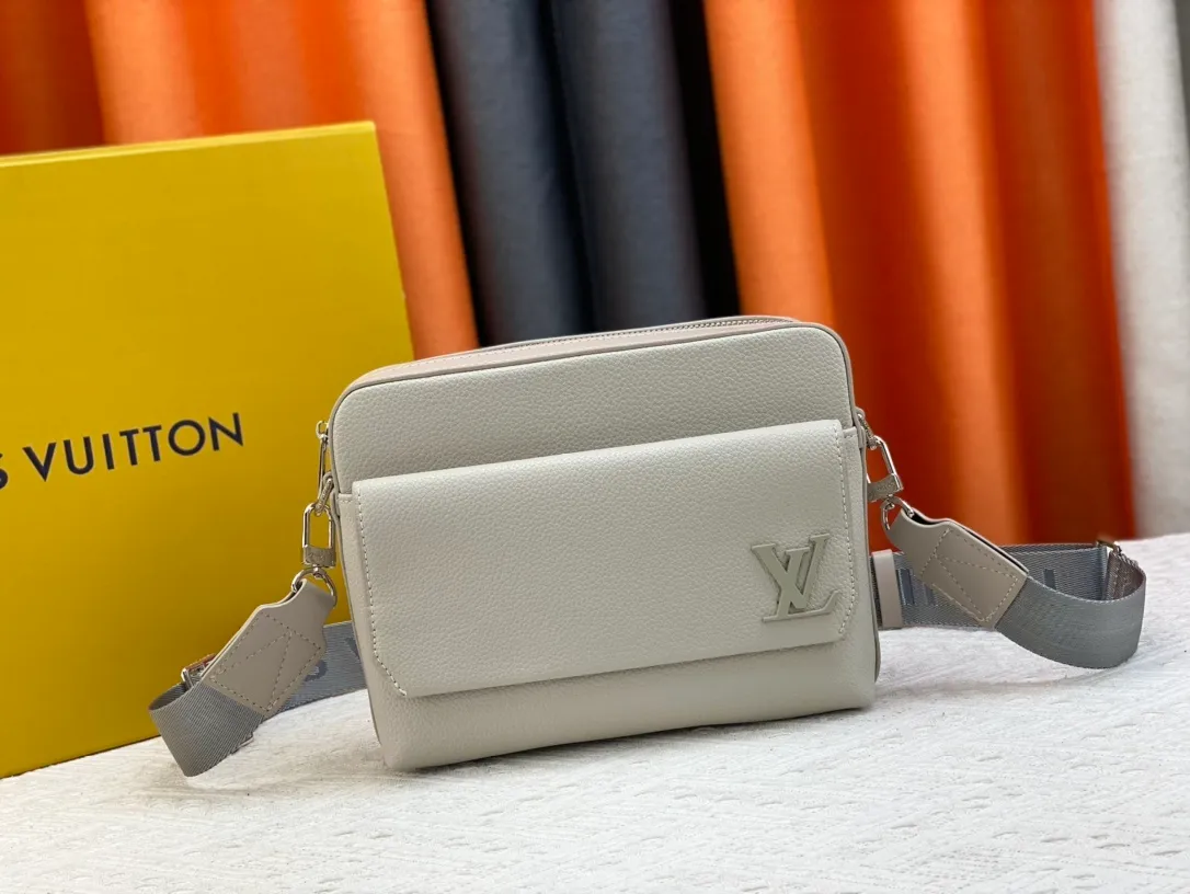 All Categories Official Website "Brand Women's Bags" Women's Bags 💙 LV 2023 New LV Crossbody Bag