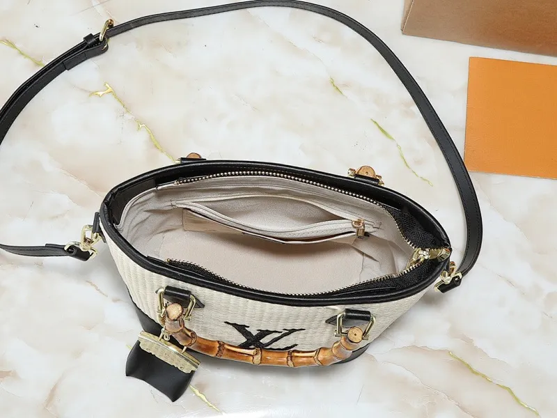 All Categories Official Website "Brand Women's Bags" Women's Bags 💙 LV 2025 New LV Crossbody Bag