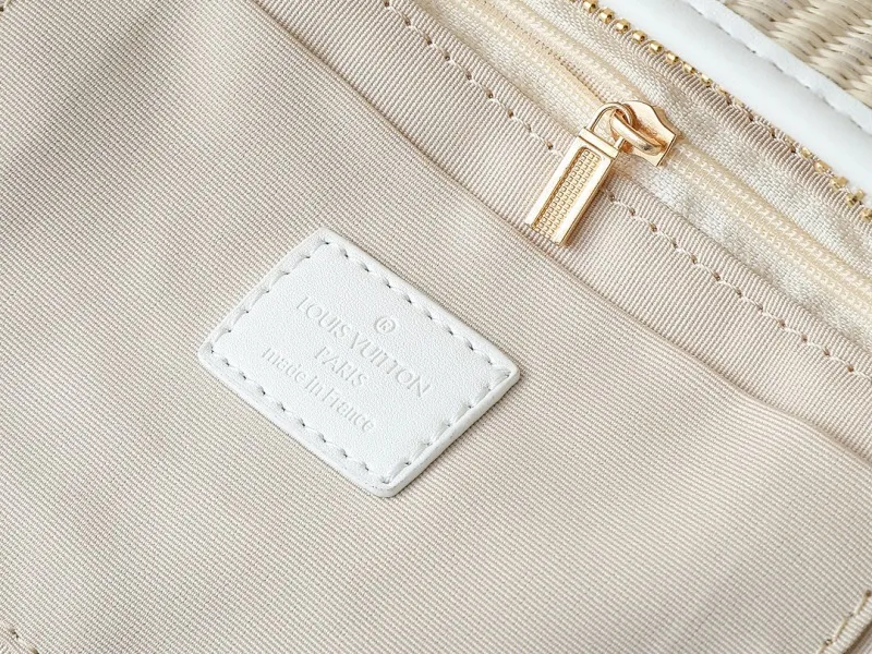 All Categories Official Website "Brand Women's Bags" Women's Bags 💙 LV 2025 New LV Crossbody Bag