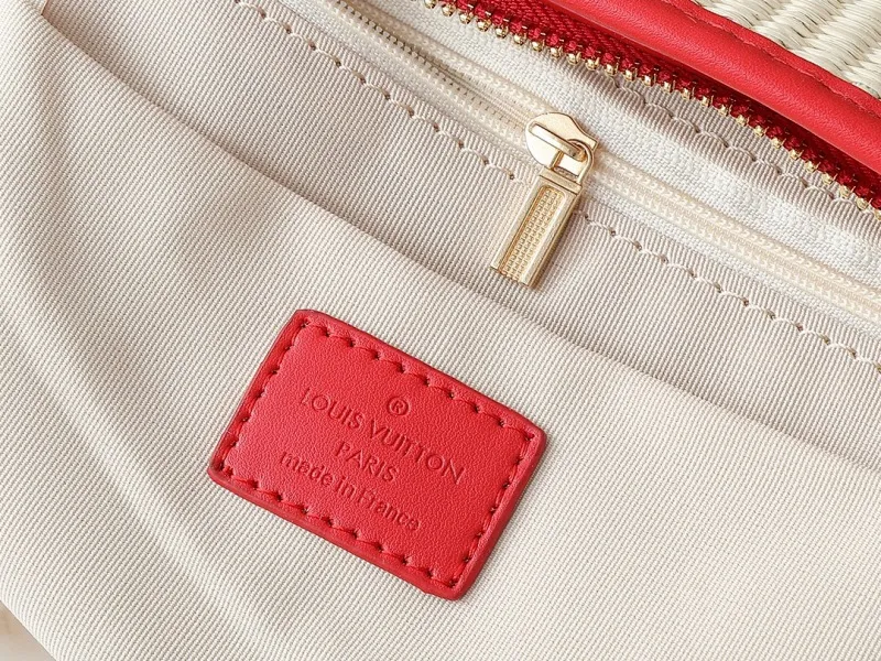 All Categories Official Website "Brand Women's Bags" Women's Bags 💙 LV 2025 New LV Crossbody Bag