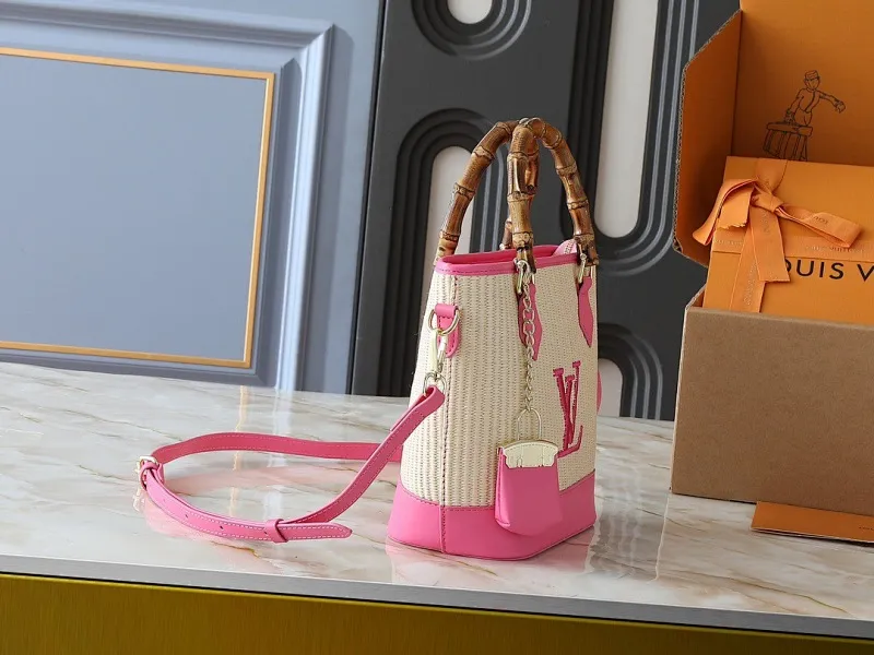 All Categories Official Website "Brand Women's Bags" Women's Bags 💙 LV 2025 New LV Crossbody Bag