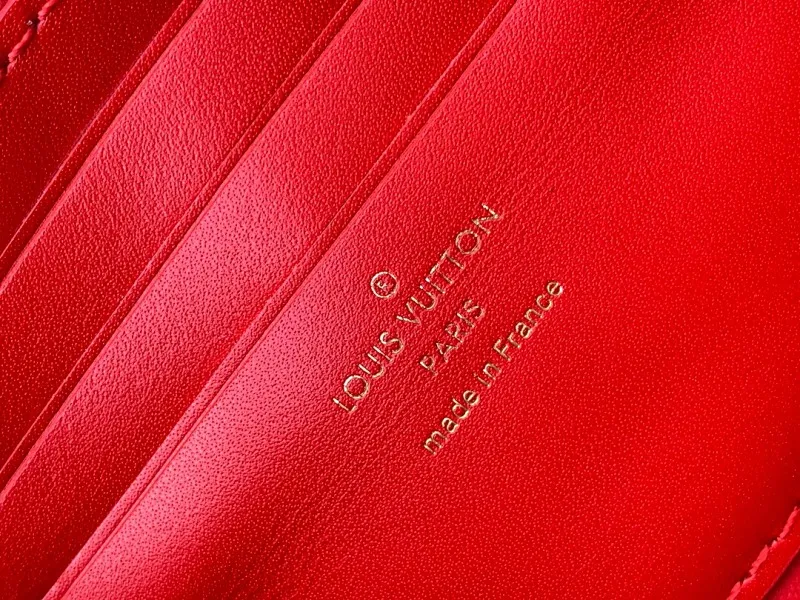All Categories Official Website "Brand Women's Bags" Women's Bags 💙 LV 2025 New LV Crossbody Bag