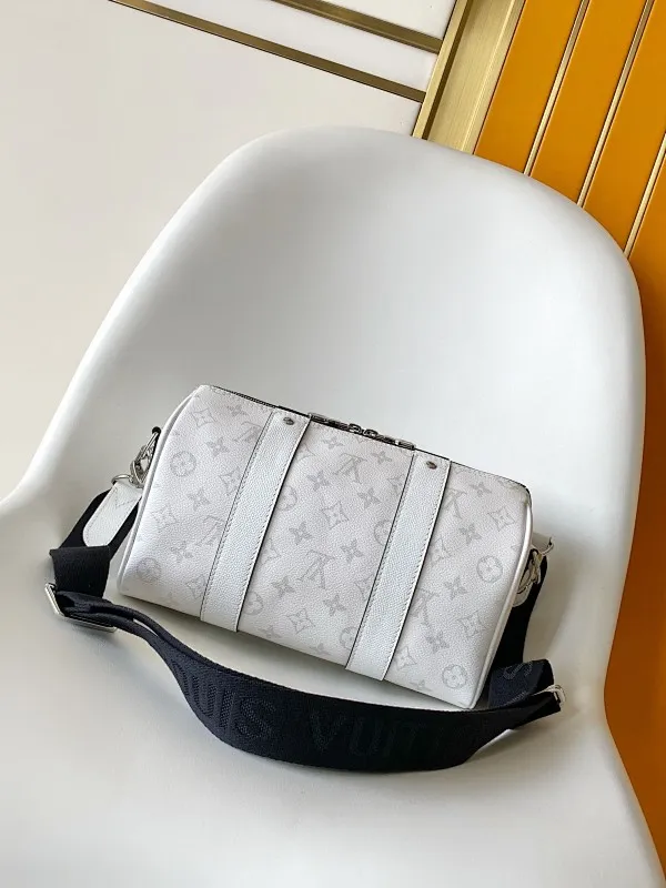 All Categories Official Website "Brand Women's Bags" Women's Bags 💙 LV 2026 New LV Crossbody Bag