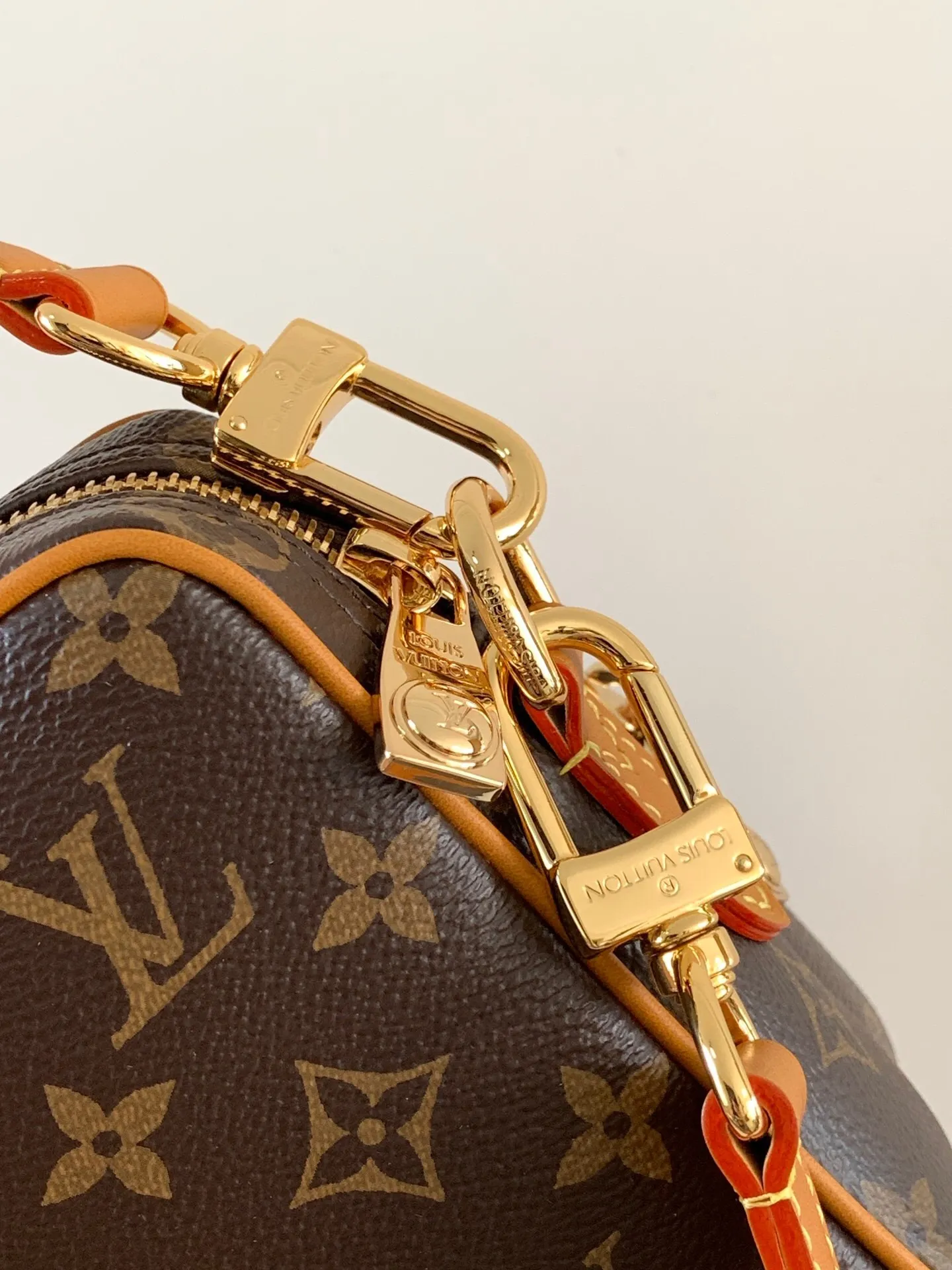 All Categories Official Website "Brand Women's Bags" Women's Bags 💙 LV 2025 New LV Crossbody Bag