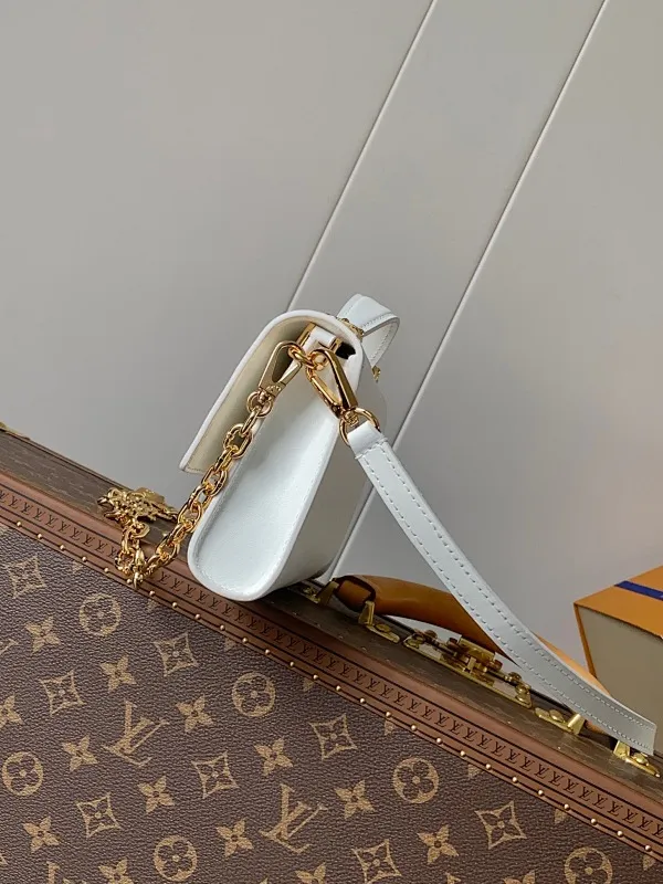 All Categories Official Website "Brand Women's Bags" Women's Bags 💙 LV 2025 New LV Crossbody Bag