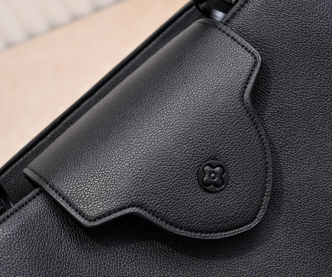 All Categories Official Website "Brand Women's Bags" Women's Bags 💙 LV 2024 Official Website New LV Crossbody Bags