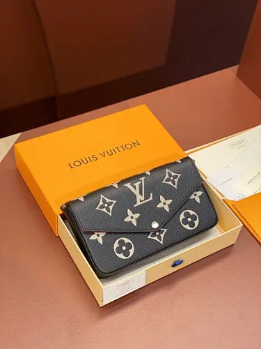All Categories Official Website "Brand Women's Bags" Women's Bags 💙 LV 2024 New LV Crossbody Bag