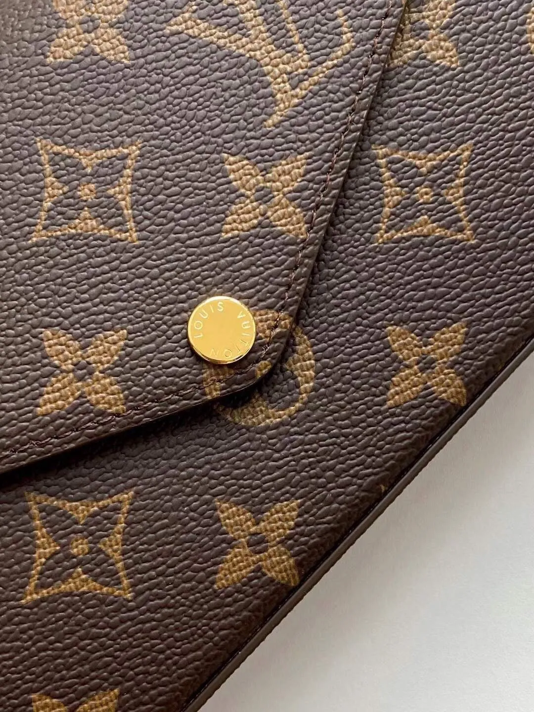 All Categories Official Website "Brand Women's Bags" Women's Bags 💙 LV 2024 New LV Crossbody Bag
