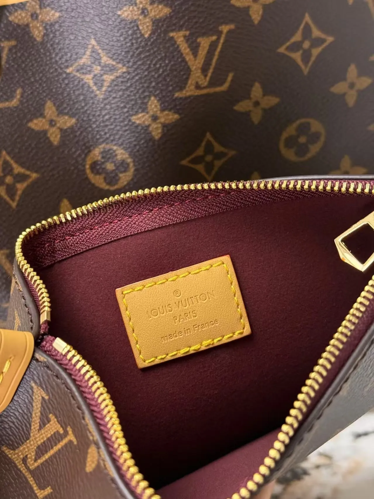 All Categories Official Website "Brand Women's Bags" Women's Bags 💙 LV 2025 New LV Crossbody Bag