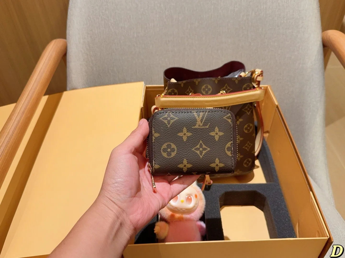 All Categories Official Website "Brand Women's Bags" Women's Bags 💙 LV 2025 New LV Set Neonoe Champagne Bucket Bag