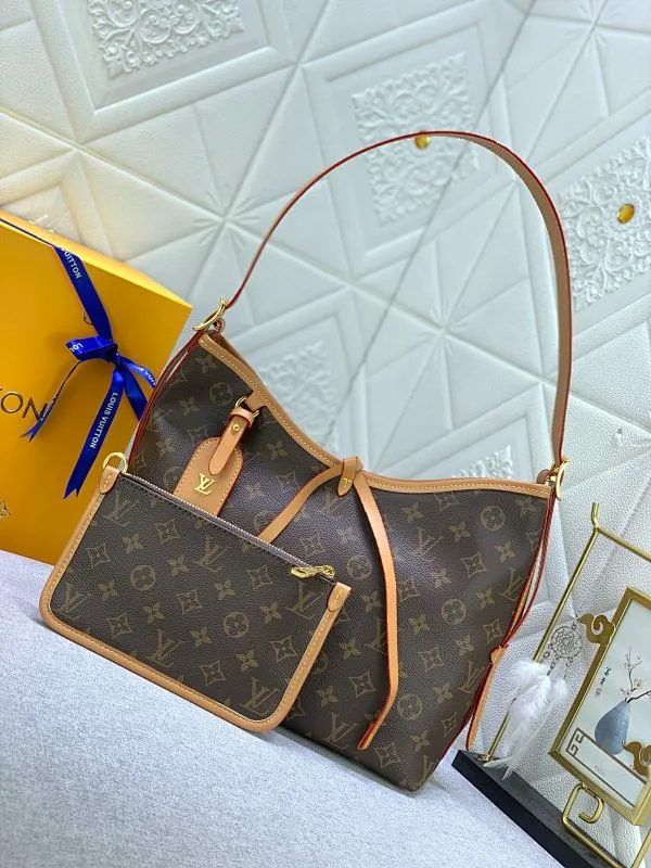 All Categories Official Website "Brand Women's Bags" Women's Bags 💙 LV Upgraded Original Presbyopia CARRYALL Handbags Inspired by the retro details of the archives. What is particularly commendable is the detachable zipper clutch, which can be used alone as a delicate clutch or as an extra pocket. Bright lining tone in Monogram Classic Sail