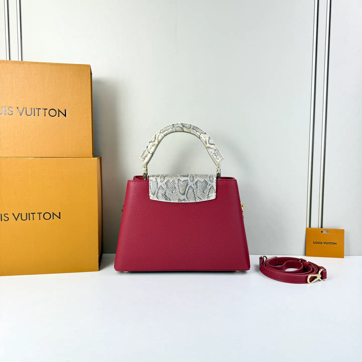All Categories Official Website "Brand Women's Bags" Women's Bags 💙 LV LV 2026 New Crossbody Shoulder Bag