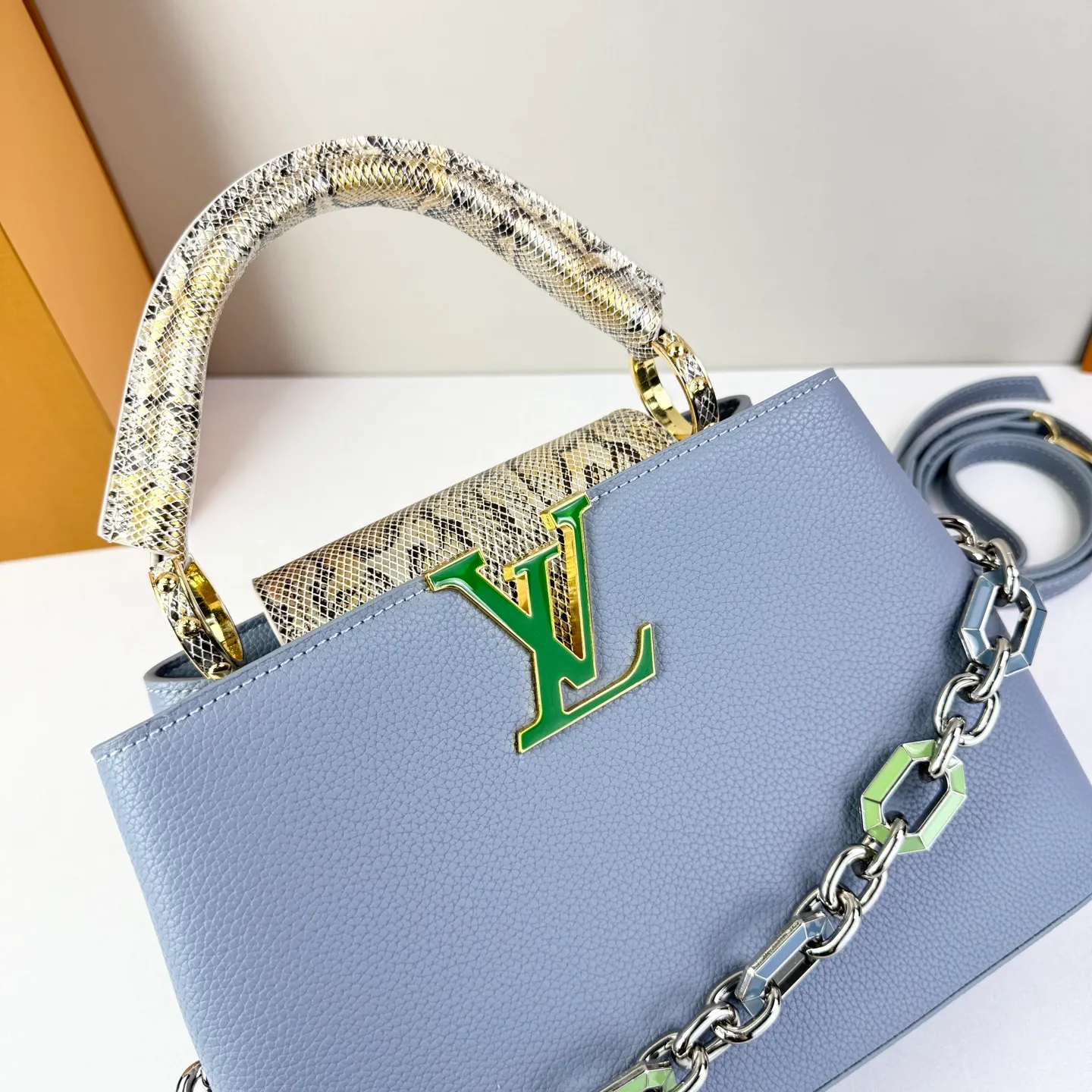 All Categories Official Website "Brand Women's Bags" Women's Bags 💙 LV LV 2026 New Crossbody Shoulder Bag