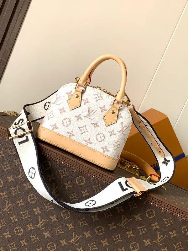All Categories Official Website "Brand Women's Bags" Women's Bags 💙 LV 2026 New LV Crossbody Bag