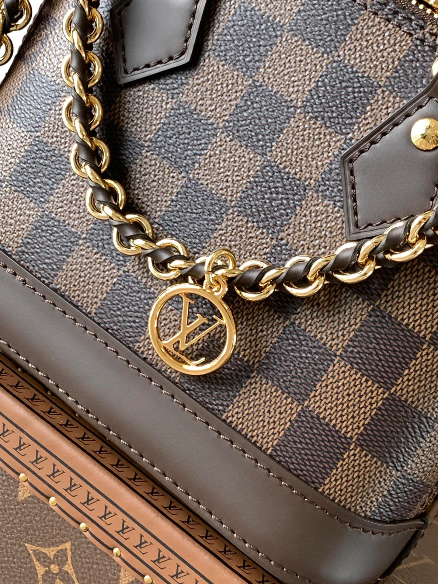 All Categories Official Website "Brand Women's Bags" Women's Bags 💙 LV 2026 New LV Crossbody Bag