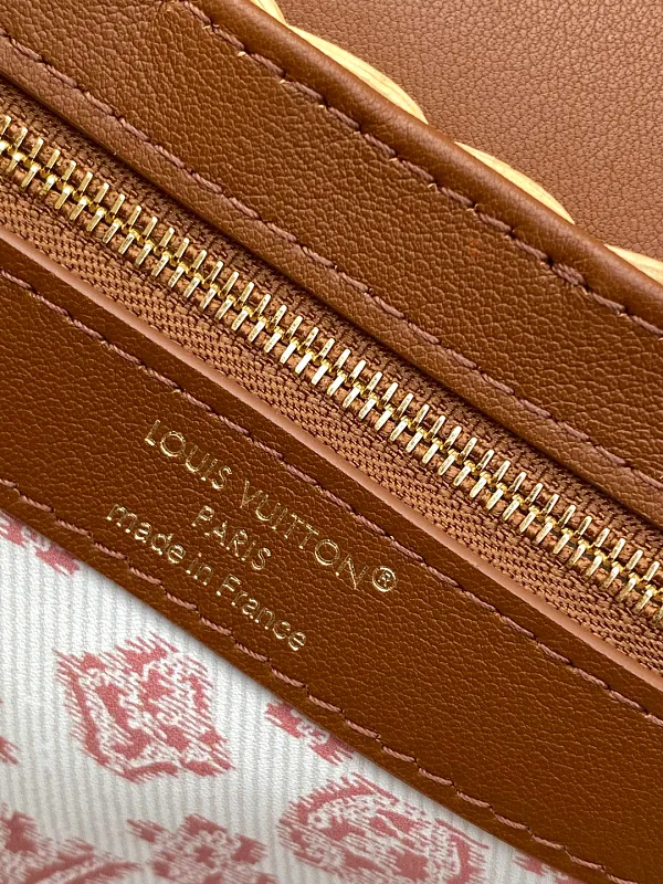 All Categories Official Website "Brand Women's Bags" Women's Bags 💙 LV 2026 Official Website New LV Crossbody Bag