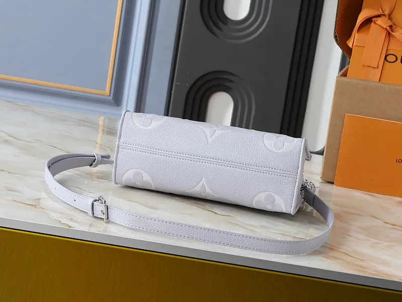 All Categories Official Website "Brand Women's Bags" Women's Bags 💙 LV 2025 New LV Crossbody Bag