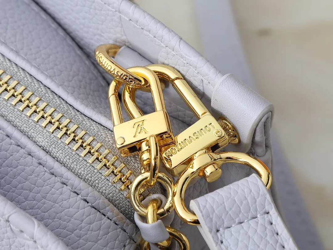 All Categories Official Website "Brand Women's Bags" Women's Bags 💙 LV 2025 New LV Crossbody Bag