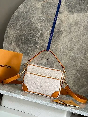 All Categories Official Website "Brand Women's Bags" Women's Bags 💙 LV LV 2026 New Crossbody Shoulder Bag