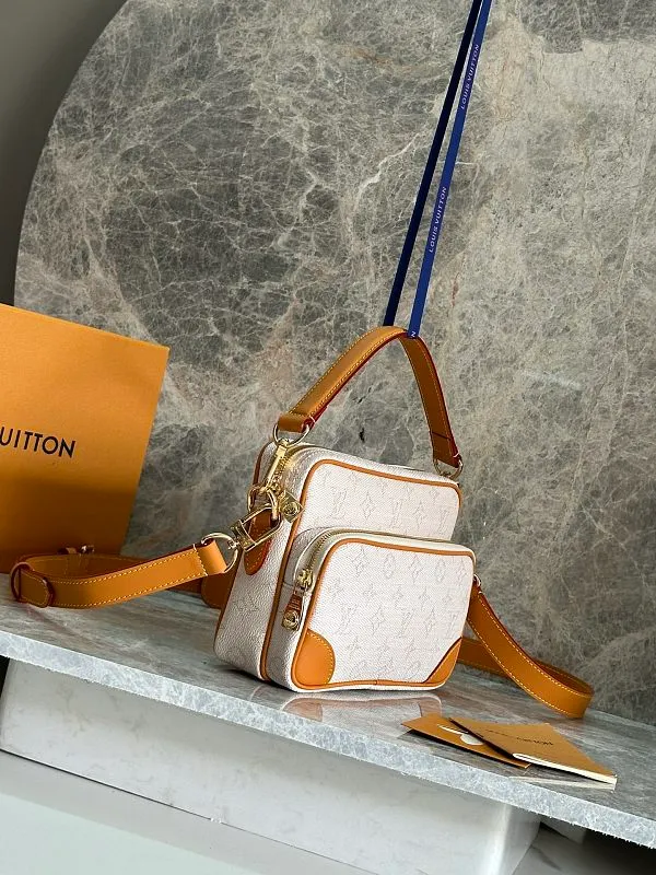 All Categories Official Website "Brand Women's Bags" Women's Bags 💙 LV LV 2026 New Crossbody Shoulder Bag